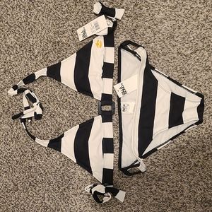 NWT Billabong Wide Stripe Black and White Bikini Size XL